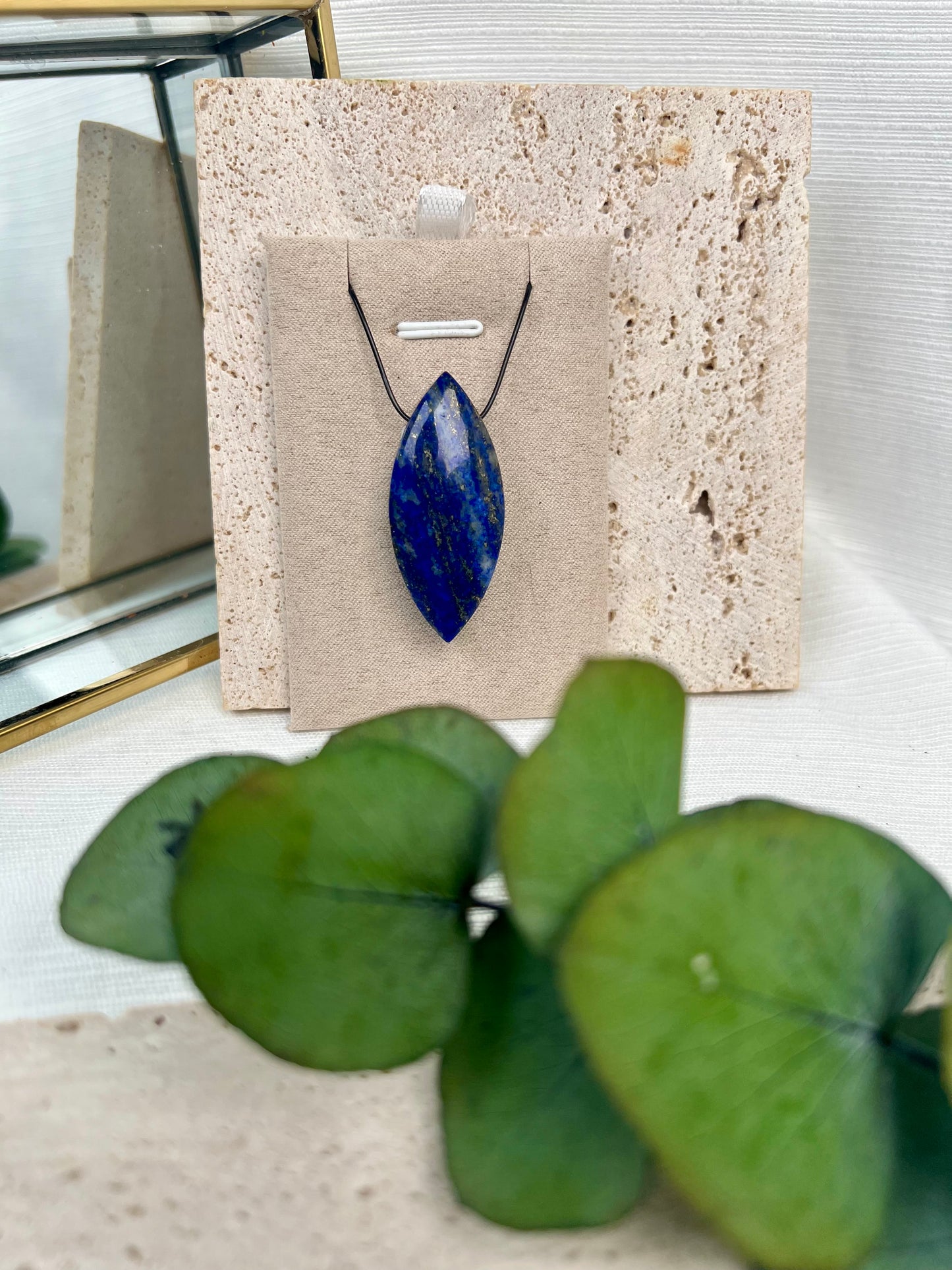 Lapislazuli Navette
